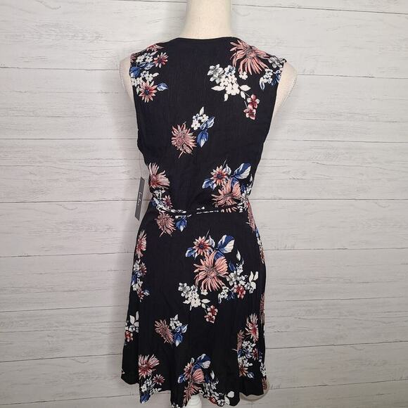 Lulu's Midnight Flower Black Floral Print Wrap Dress Size XS - Picture 3 of 12
